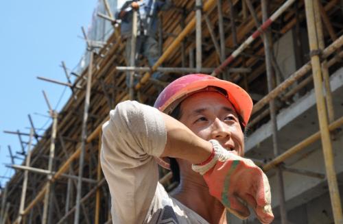 考建筑九大员要多少分才可以通关拿证？