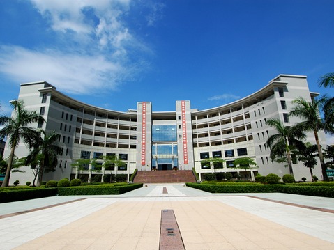 2021年广东白云学院成人高考专科招生简章